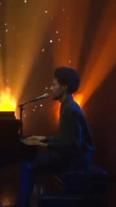 One of Louis' most famous fans is the one and only Jon Batiste! Here is his version of "What A Wonderful World" on Colbert. 🎥: CBS | Louis Armstrong