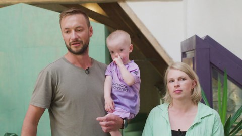 ARD Room Tour: Alte Scheune wird buntes Zuhause für junge Familie