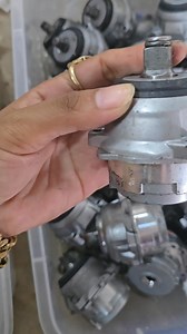 100k. Cái ae lựa theo yêu cầu bu lông lớn hoặc bé hoặc đầu vít tùy theo nhu cầu ae | Lê Văn Luyện