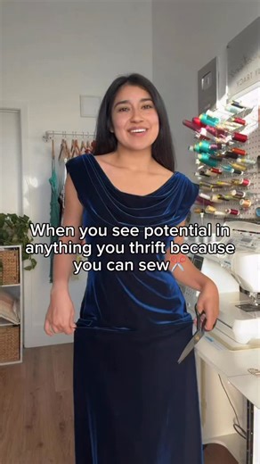 752K views · 246K reactions | Love how the final dress turned out #thrifted #holidaydress #upcycled #slowfashion #sewingtips | Transformations By Tracy | Facebook