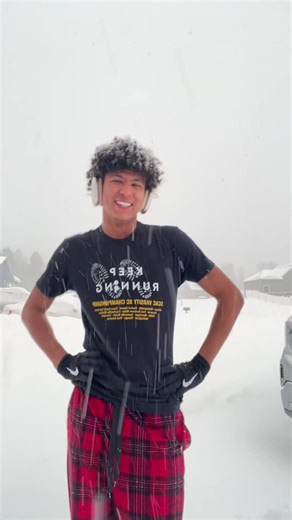 a little snowy lmao. also, i know i do this dance a lot 😂 #fyp #dance #2020