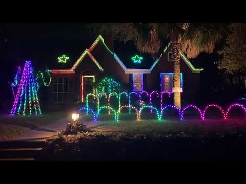 Carol of the Bells (Sarajevo) and Wizards in Winter Christmas Light Show - Trans-Siberian Orchestra