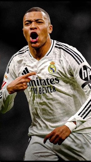 Kylian Mbappé Destroying Defenders with a Crazy Dribble & Goal!"