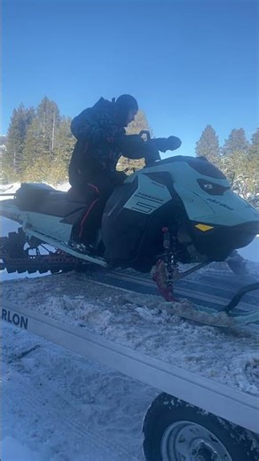 Tahoe snowmobiler-Back up on your sled first time of the seasons at hope valley Lake Tahoe