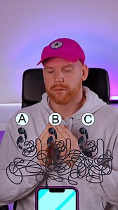 🤷🏼 Ktorá odpoveď je správna? Napíšte nám do komentára. 💭 Ak uprednostňujete bezdrôtové slúchadlá, stavte na ikonickú značku Guess. A nezabudnite ich doplniť aj o trendový kryt. 😍👉🏼 tinyurl.com/bddmsf7j Mobilonline 💜 Radi poradíme #guess #sluchadla #kryt | Mobilonline.sk