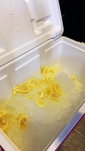 its juice i promise hehe 🍾