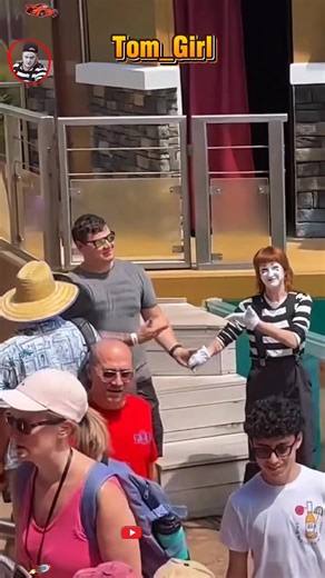 Sea World Mime Performance