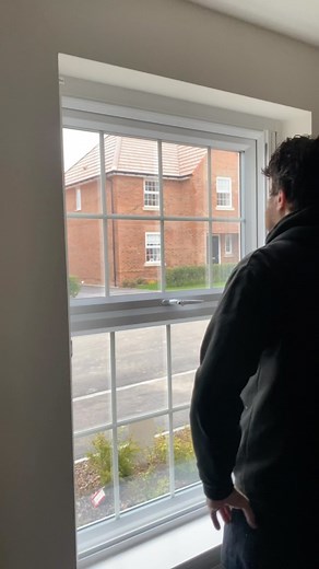 Introducing Blind Screen Dual, fly screen for sunny days and a blackout thermal blind for cozy evenings. #blindscreen #blinds #home #decor #instagood #fbreels | Blind screen