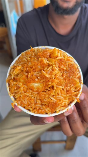 እናት ቁርስ ቤት እስፔሻል በአይነት - 480 ብር ሩዝ በድርቆሽ - 300 ብር ደቀቆ - 250 ብር ሽሮ - 180 ብር ሩዝ ብቻውን - 250 ብር @እናት ምግብ ቤት