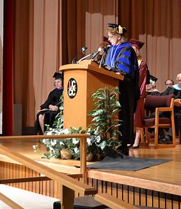 400 Graduate from LCCC in 46th Commencement