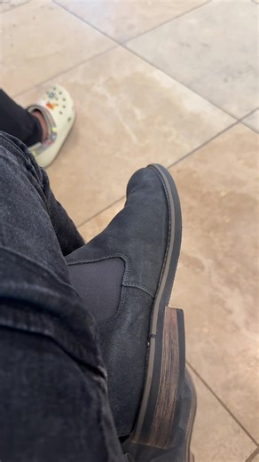 These are the most comfortable Chelsea boots I owned #brunomarc #chelseaboots #mensboots #mensshoes #mensfashiontrends