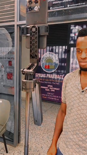 Auto Face Tracking Tripod for Creators and Vloggers