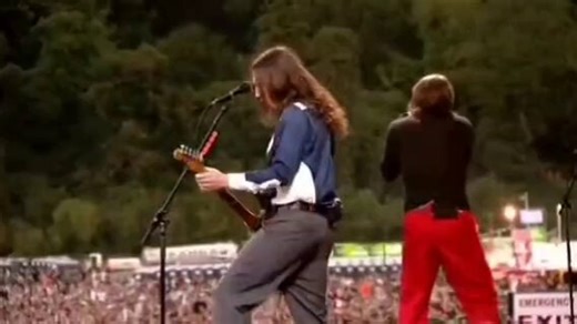 この By the Way からの Scar Tissue が好きすぎて何億回でも観ていられる🥹❤Red Hot Chili Peppers 🌶Live at Slane Castle 🏰