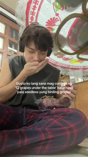 12 Grapes Under the Table Challenge