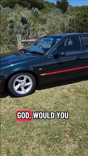 “Look at This Thing! 😍 Heritage Green Ford EF XR6 Falcon ☀️💚”