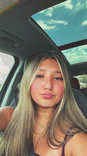 🪩💗🏝️✌️😽❤️