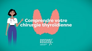 🎬 Comprendre sa chirurgie de la #thyroïde. En fonction des éléments apportés par les examens diagnostiques, l'équipe soignante décidera de réaliser ou non une chirurgie. Celle-ci sera en général une thyroïdectomie totale, c'est-à-dire qu'elle retire toute la thyroïde. Parfois, le chirurgien pourra également retirer les ganglions du cou au moment de l'intervention. Suite à la chirurgie, l'anatomopathologiste examinera la thyroïde et portera un diagnostic définitif. Celui-ci définira s'il s'agit 