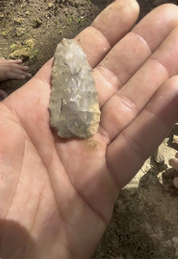 Discovering Arrowhead Artifacts in Tennessee