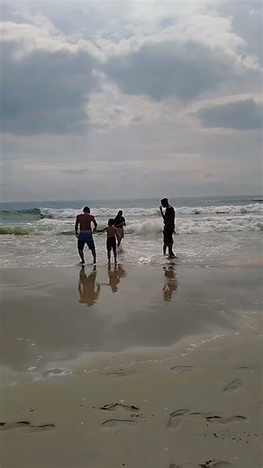 #sea #vietnamcountry #beach #vietnam #travel #beachvibes #waves #weather #summer #food