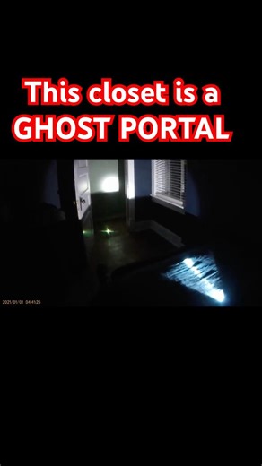 I’m investigating aPORTAL #horror #paranormalactivity #scary #paranormalinvestigation #creepy