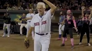 Bill Lee closing out the top of the inning? ✅ Bill Lee closing out the bottom of the inning? ✅ Bananas pitcher 🤝 Major League Baseball Players Alumni Association pitcher | The Savannah Bananas