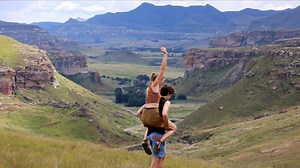 Epic South Africa road trip - game drives, dogs & adventure!