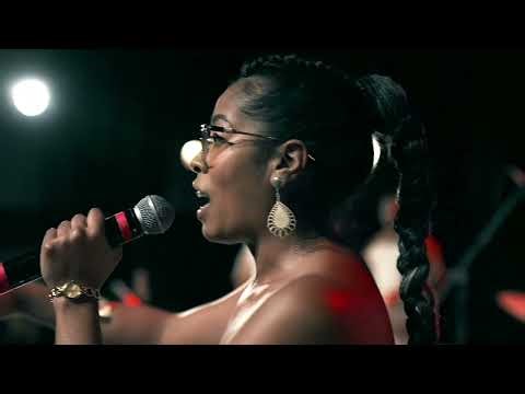 Show Coisa de Preto por Nego Ale Desliga seu isqueiro