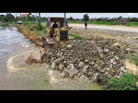 Amazingly Project!Expert Bulldozer D53EX Skills,Pushing Stone With 25.5T Truck Fill Stone On Feild..