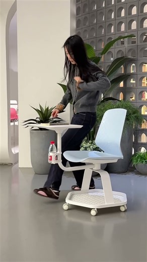 IKEA Killer? This Foldable Desk Solves Everything!