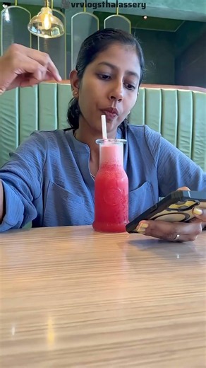 கடைசி வர பாருங்க #shorts #viral #restaurant #family #juice