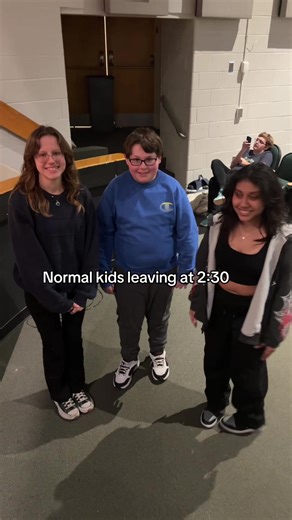 Rehearsals are coming along for our spring musical All Shook Up!! Mark your calendars for March 1st, 2nd, 8th, and 9th @7! Hope to see all you hound dogs there #allshookeup #foryoupage #fyp #damascusdrama