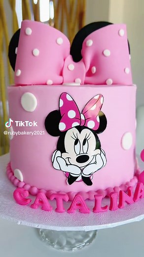 Minnie Mouse Birthday Cake Ideas and Party Inspiration
