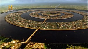 635K views · 14K reactions | La Atlántida, civilización legendaria descrita por Platón, se hundió en el mar. Una teoría la vincula a la cultura minoica de Creta, devastada por la erupción de Santorini. Otra hipótesis la ubica cerca de las Bahamas, sugiriendo formaciones rocosas submarinas como vestigios. Ambas teorías alimentan el misterio.  Todo esto y más en tu pantalla de History #Mysteryquest | HISTORY | Facebook