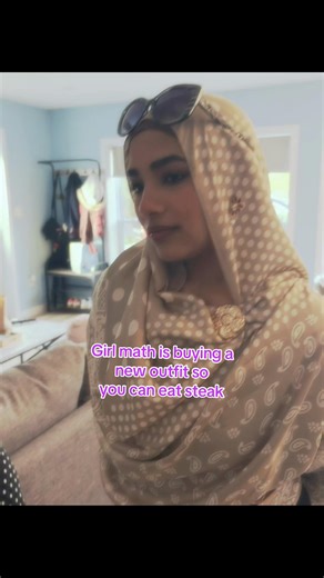Wallet is empty. Who stole my money. #hijabitiktok #polkadot #girlstrip #steak #girlmath