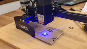 Making tests with t Ortur 15W engraver... Very low cost machine but also powerful...@ortur3d Link: https://m.gearbest.com/laser-engraving-machine/pp_009731781853.html?wid=1433363&lkid=78052448 📌 Link a friend, share, like ⚖️Support me: http://www.patreon.com/electronoobs Join Electronoobs: https://www.electronoobs.io 🚩Subscribe: http://www.youtube.com/c/ELECTRONOOBS ✳️Facebook: https://www.facebook.com/Electronoobs #electronoobs #3dprint #arduinoproject #3d #pcb #cnc #technology #robotics #cir