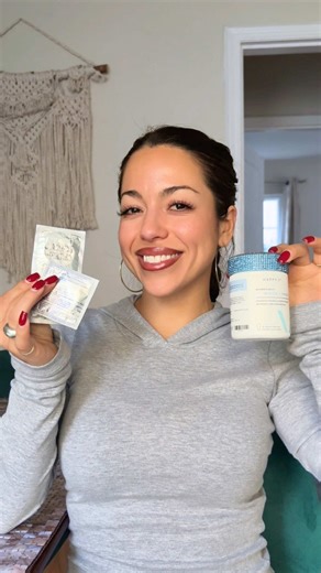 Using barrier protection and taking Happy V’s Prebiotic Probiotic is one of my favorite ways to support and protect my v🩷ginal microbiome. ✅ C🧤ndoms protect the v🩷ginal environment during int!mate activities ✅ The Happy V Prebiotic Probiotic targets unwanted bacteria and supports balance 🤝🏽 Together, they help me feel more comfortable and stay proactive about my se✨ual health. @My Happy V #happyv #healthandwellness #prebiotic #probiotic #bv