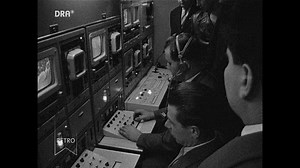 【电视史|放送文化】(无声) 东德国家电视台新转播车交接仪式 - 东德DFF (1962.12.15)_哔哩哔哩_bilibili