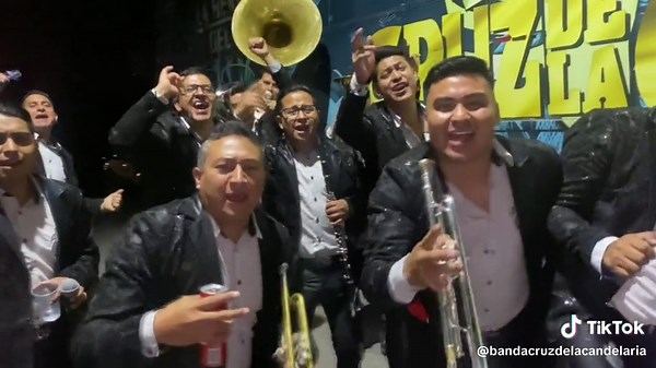 Mañanitas con Banda: Todas las Versiones y Estilos Aquí