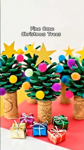 Turn pine cones into this cute Christmas tree craft! 🎄#christmascrafts