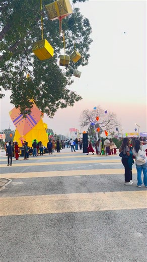 Neon Basant Moments 6 Feb 5pm | Neon Square