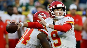 Broncos bring in QB Kyle Shurmur for visit