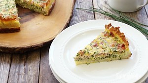 1.9M views · 12K shares | Broccoli, Ham & Cheese Quiche with a Hash...