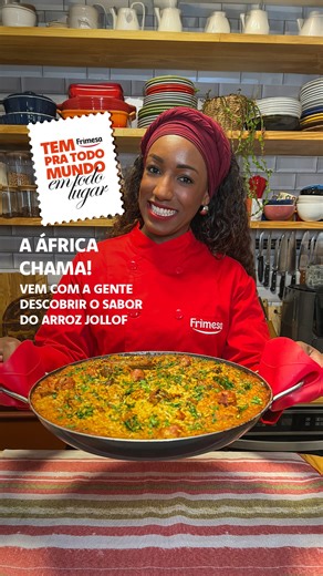 Está na hora de conhecer os temperos que o berço da humanidade reserva pra você. 🌍 Assista ao vídeo que a chef Aline preparou e abrace os sabores do Arroz Jollof com um toque Frimesa. 🍚🔥 E, se tem Frimesa pra todo dia, todo mundo e todo o lugar, é melhor se preparar. 😉 Afinal, nossa viagem continua em breve, trazendo os sabores latinos da América! #FrimesaNoMundo #Frimesa #Receita #CozinhaComAmor #Culinaria | Frimesa