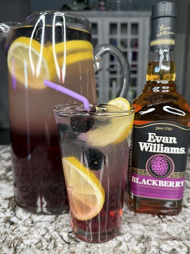 Berry Lemonade Pinch Recipe w/ Evan Williams Bourbon