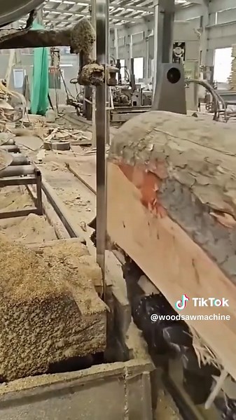 #WoodworkingTools #SawMachine #DIYWoodworking #madeinusastitch