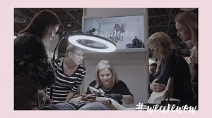 Jetzt MICROBLADING und Permanent Make Up lernen! Deutschlands Top Akademie WOWbrows für manuelle Pigmentiertechniken bildet Dich professionell aus. 🎓 Intensivschulungen in kleiner Kursgröße 🎓 GRATIS Werbematerial für deine ersten Kunden 🎓 anerkanntes Zertifikat und Starterkit 🎓 Praxisintensiv inkl. Modellbereitstellung durch uns! 🎓 unlimitierte Nachbetreuung und GRATIS Kurswiederholung Ausbildung auf höchstem Niveau von zertifizierten Microblading Mastertrainern in unseren Schulungszentren: