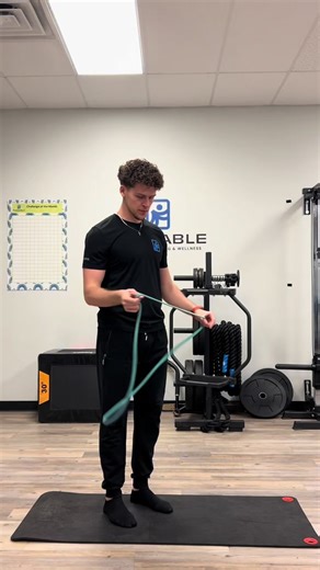 Full body workout using only a band! 💪 #stretch #coach