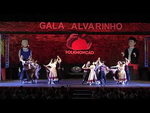 Uruguayan folk dance: Chamarrita (Guayaritica) & Chamamé (El recreo del peón rural) & Pal que se va