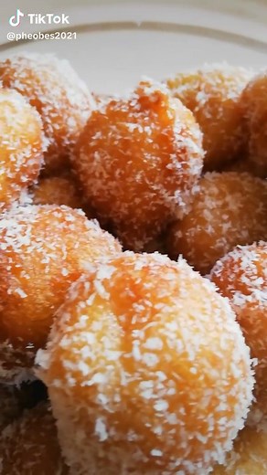 Would you like this recipe for Bollas? send me a 👍 and i will post next 😊 #bollas #capemalaycooking #dropdoughnuts