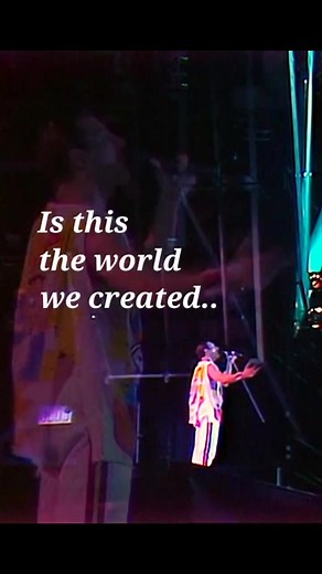 🎙Is this the world we created.. Queen live in Wembley, 11th July 1986 #freddiemercury #queenband #brianmay #rogertaylor #jonhdeacon #freddiemercury #concert #legend #Wembley